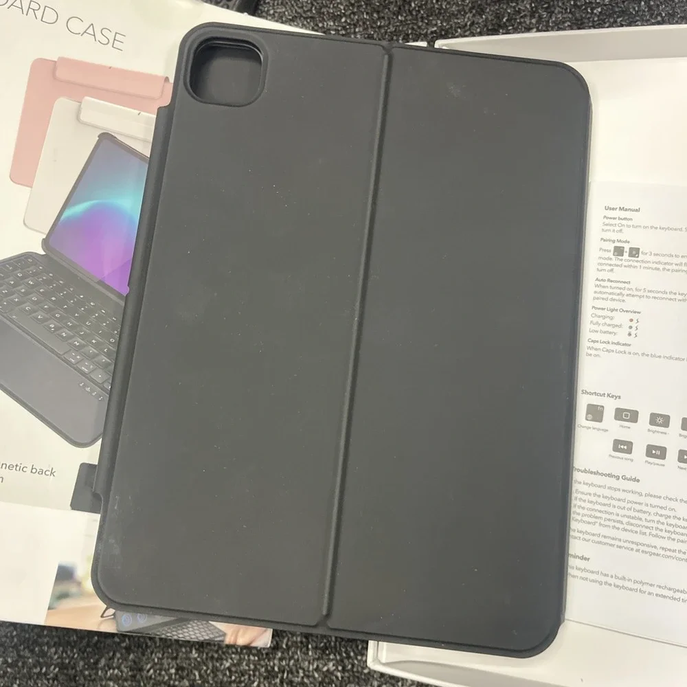 ESR Ascend iPad‎ Pro 11 Inch Case with Keyboard (M5/M4, 2025/2024), Magnetic